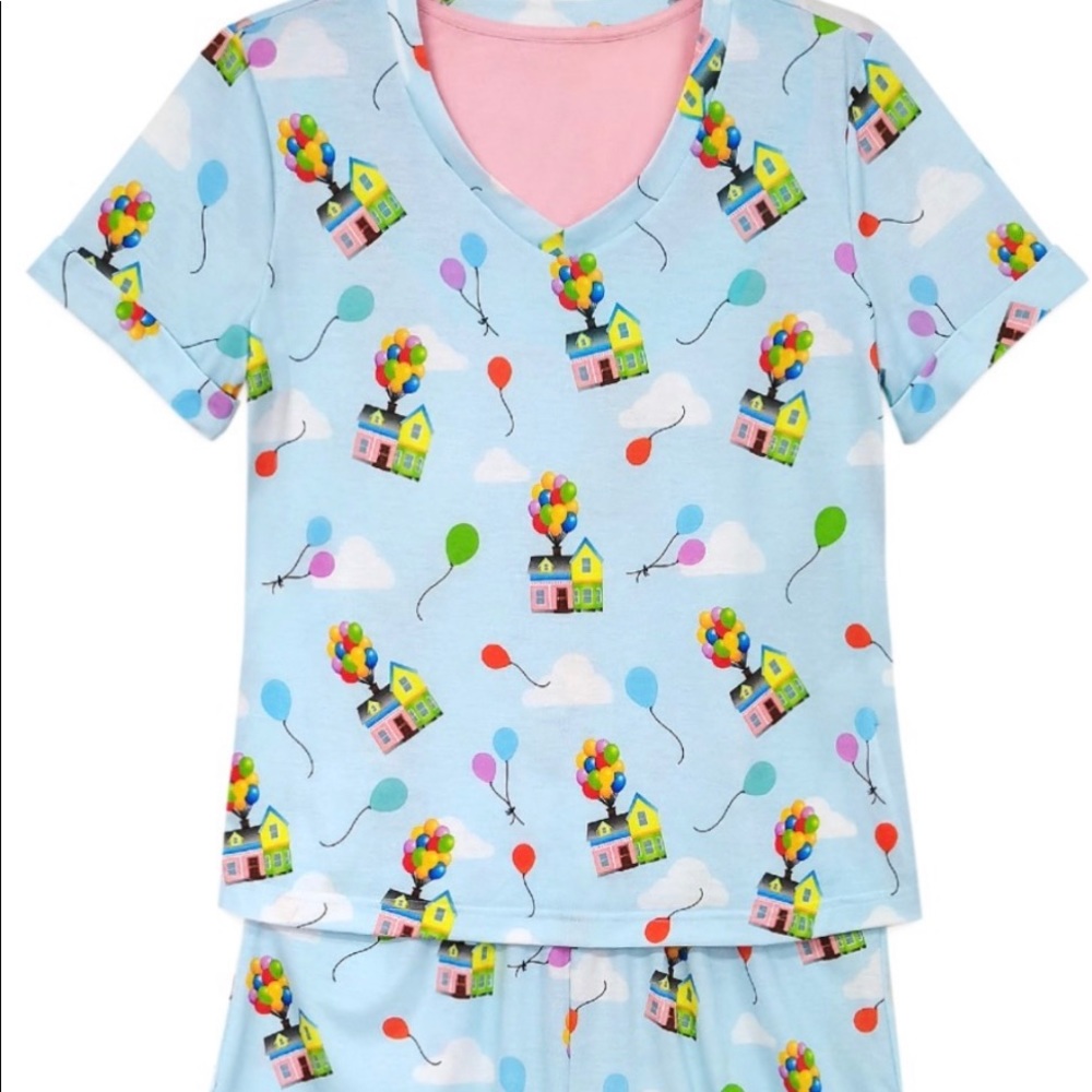 NWT Disney’s Pixar Up pajama set